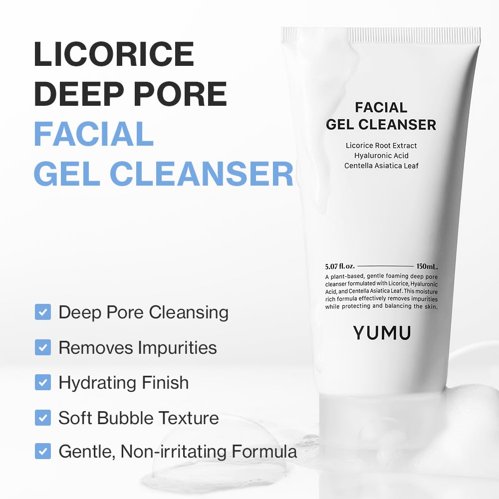YUMU Licorice Deep Pore Cleanser foaming-lather texture delivering a light, purity-cleansing experience.
