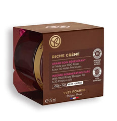 Applying Yves Rocher Riche Creme on the face for daily care.