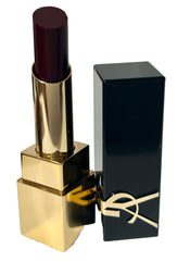 Application shot of YSL Rouge Pur Couture The Bold Lipstick in Undeniable Plum