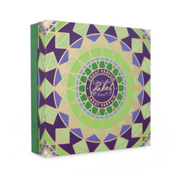 Z25 by Zakat close-up of cap and bottle showcasing elegant design.