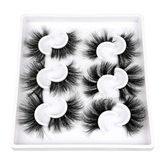 Zanlufly length-18-22mm closeup suggests suitable length for statement lashes.