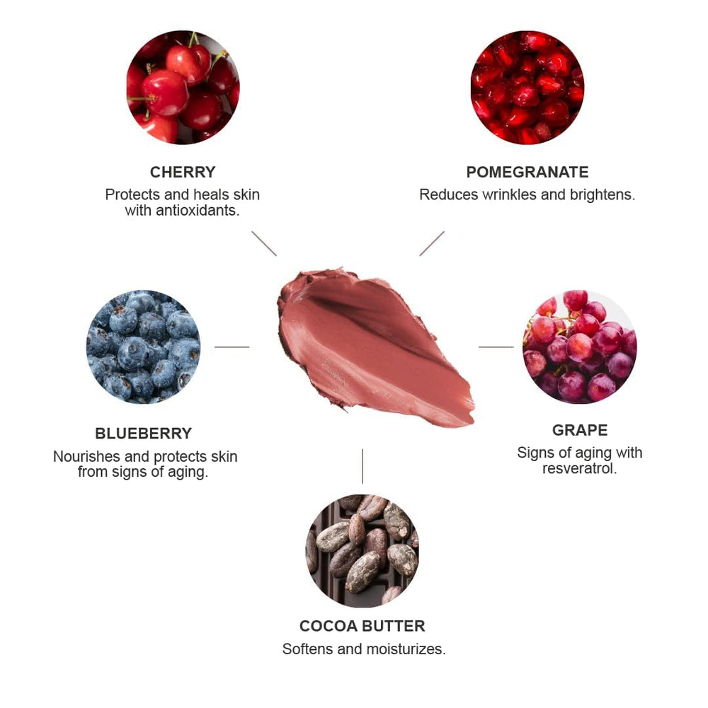 100% PURE Sahara lip color on lips demonstrates even coverage and comfortable wear.