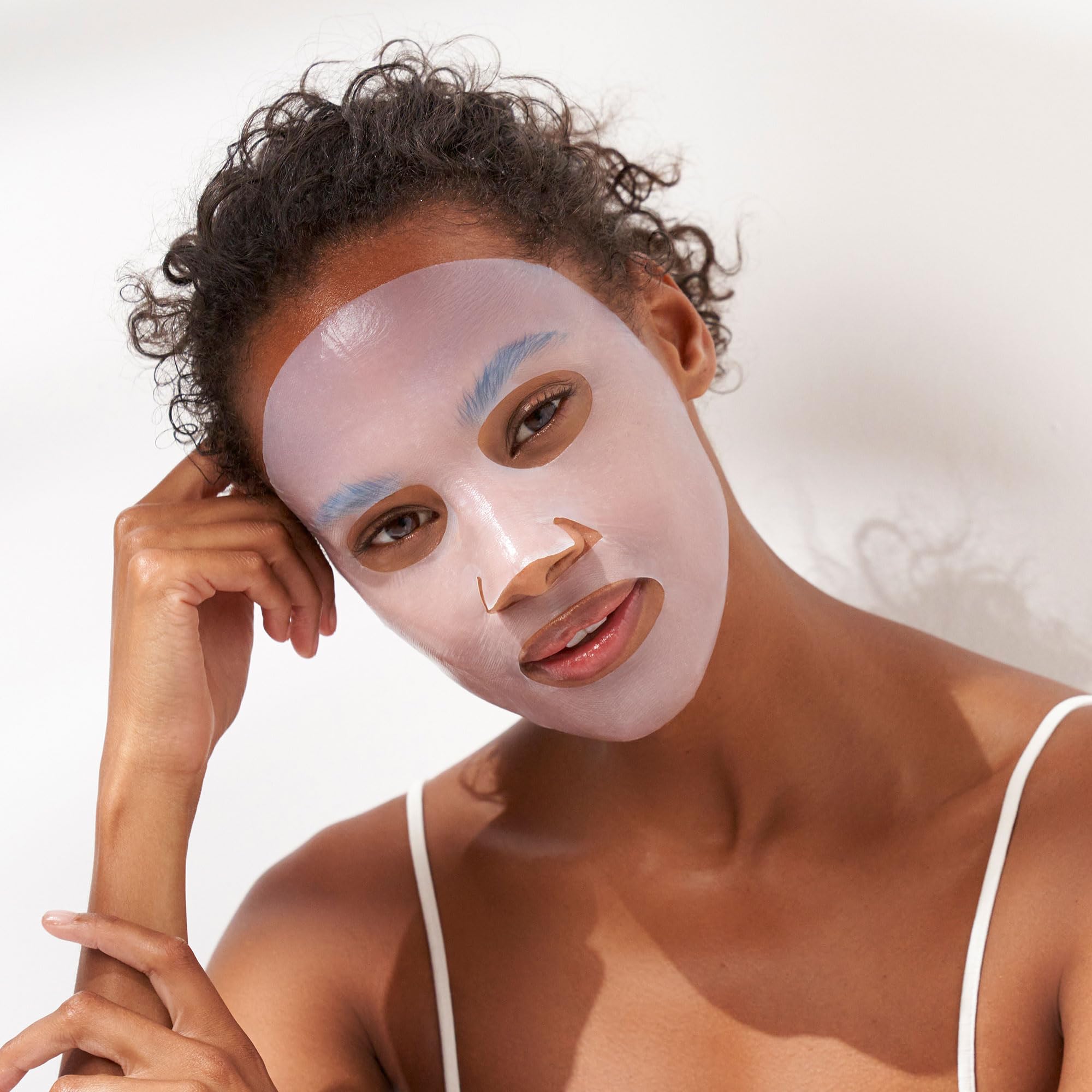 111SKIN Y Theorem Mask acts as a second skin, aiding deeper ingredient delivery and daily relief.