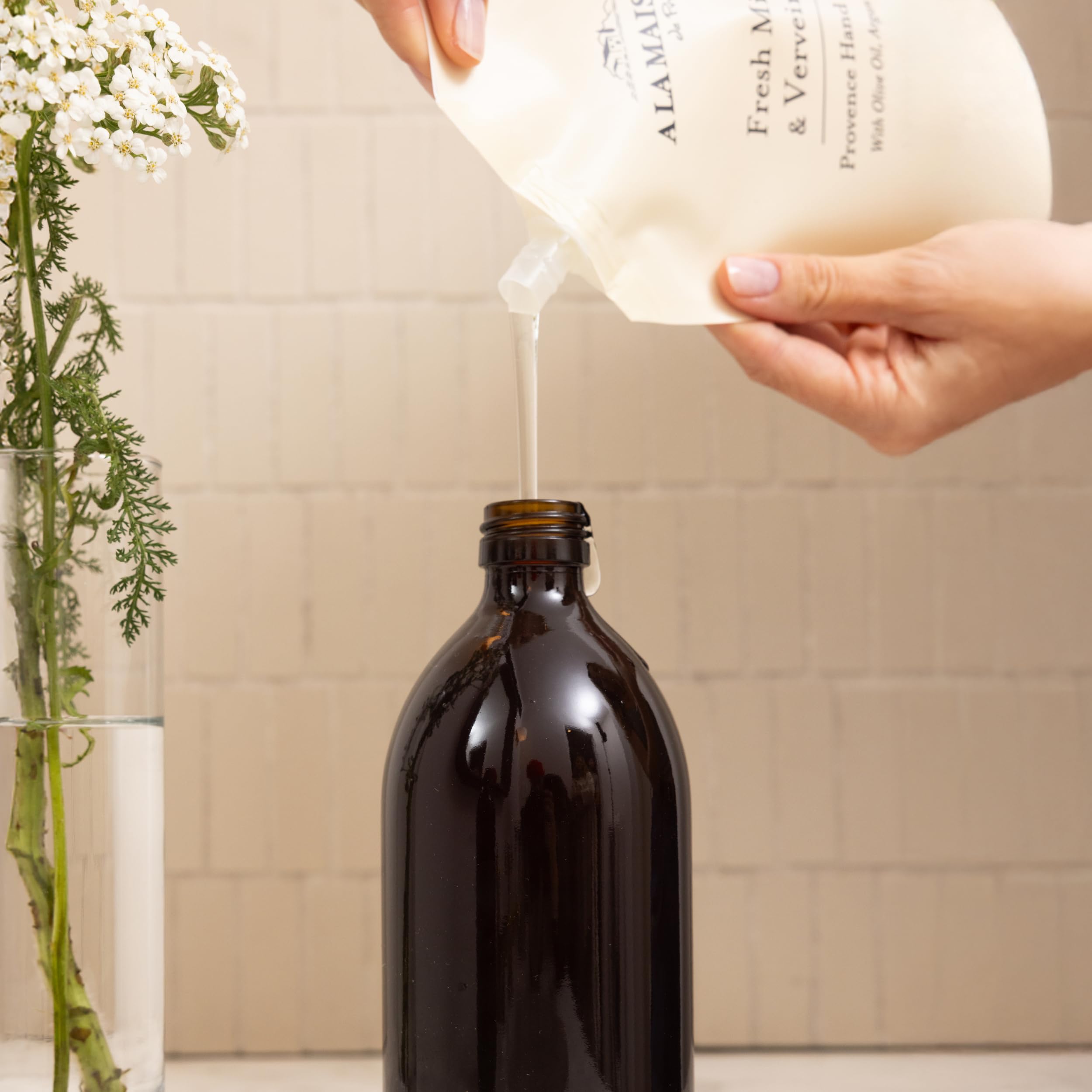 A LA MAISON Botanical oil blend nourishes skin with gentle cleansing.