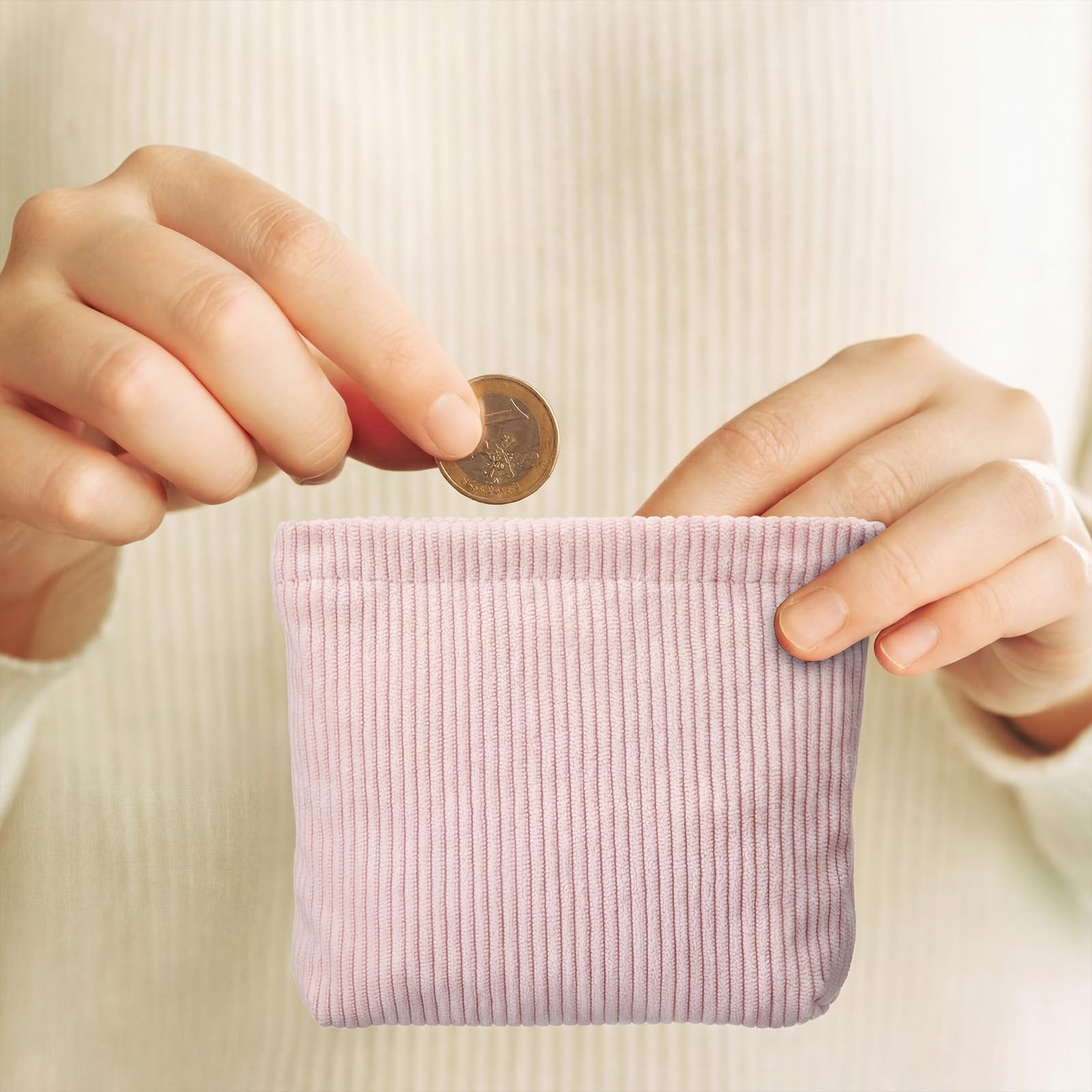 Abbylike portable 13 cm pouch keeps essentials within reach in every bag