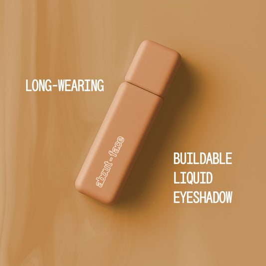 AboutFace applicator close-up for precise, easy eyelid application.