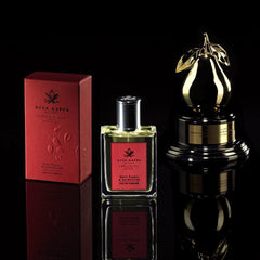 Acca Kappa bottle cap detail showcasing premium craftsmanship and lasting aroma in every spray.