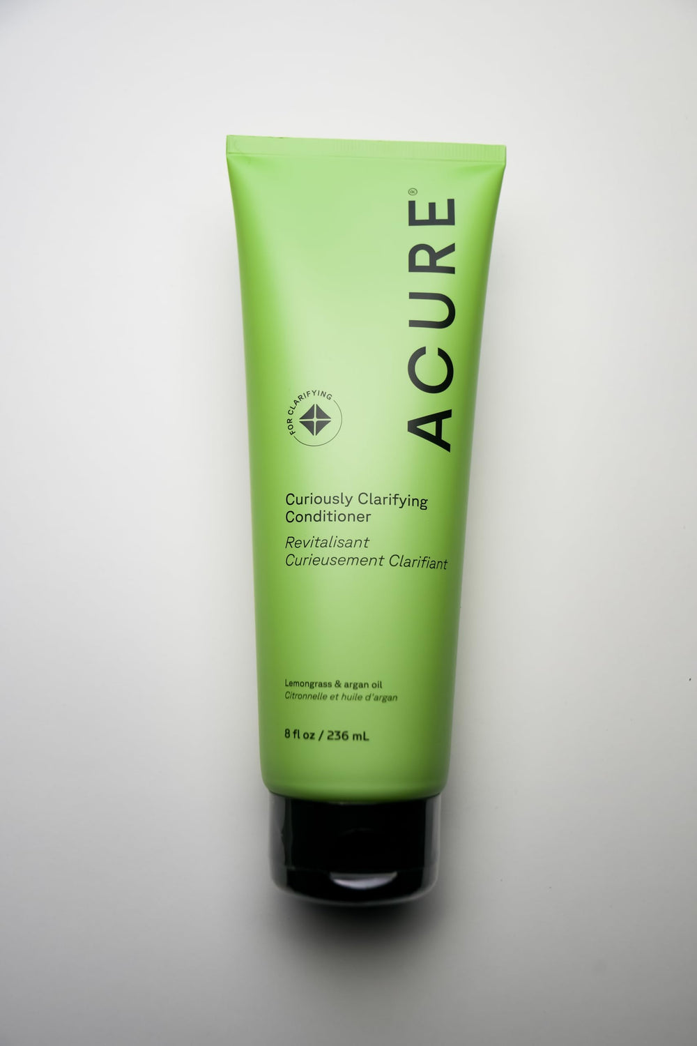 Detox focus on oily hair and scalp buildup visual