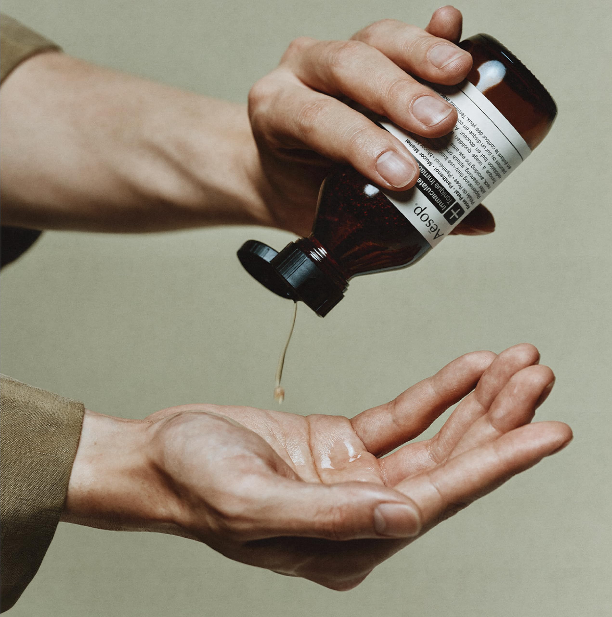 Aesop Immaculate Tonic panthenol ingredient close-up adds moisture.