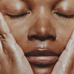 Aesop Immaculate Tonic skin application close-up shows smooth finish.