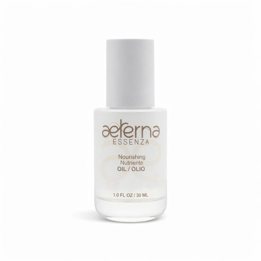 Aeterna ESSENZA bottle pouring oil for easy daily nourishment