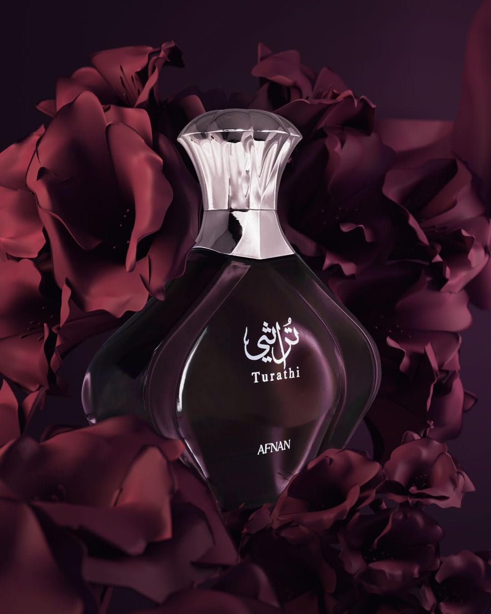 Afnan Turathi Purple being spritzed for a confident daytime impression.