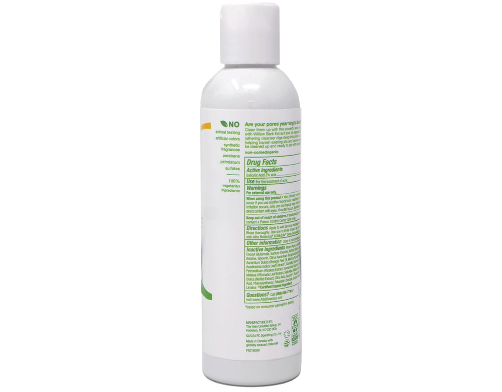 Foamy wash texture ready for daily cleansing and pore care