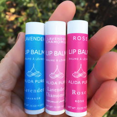ALIDA PURE ingredients close-up with jojoba, avocado, and castor oils