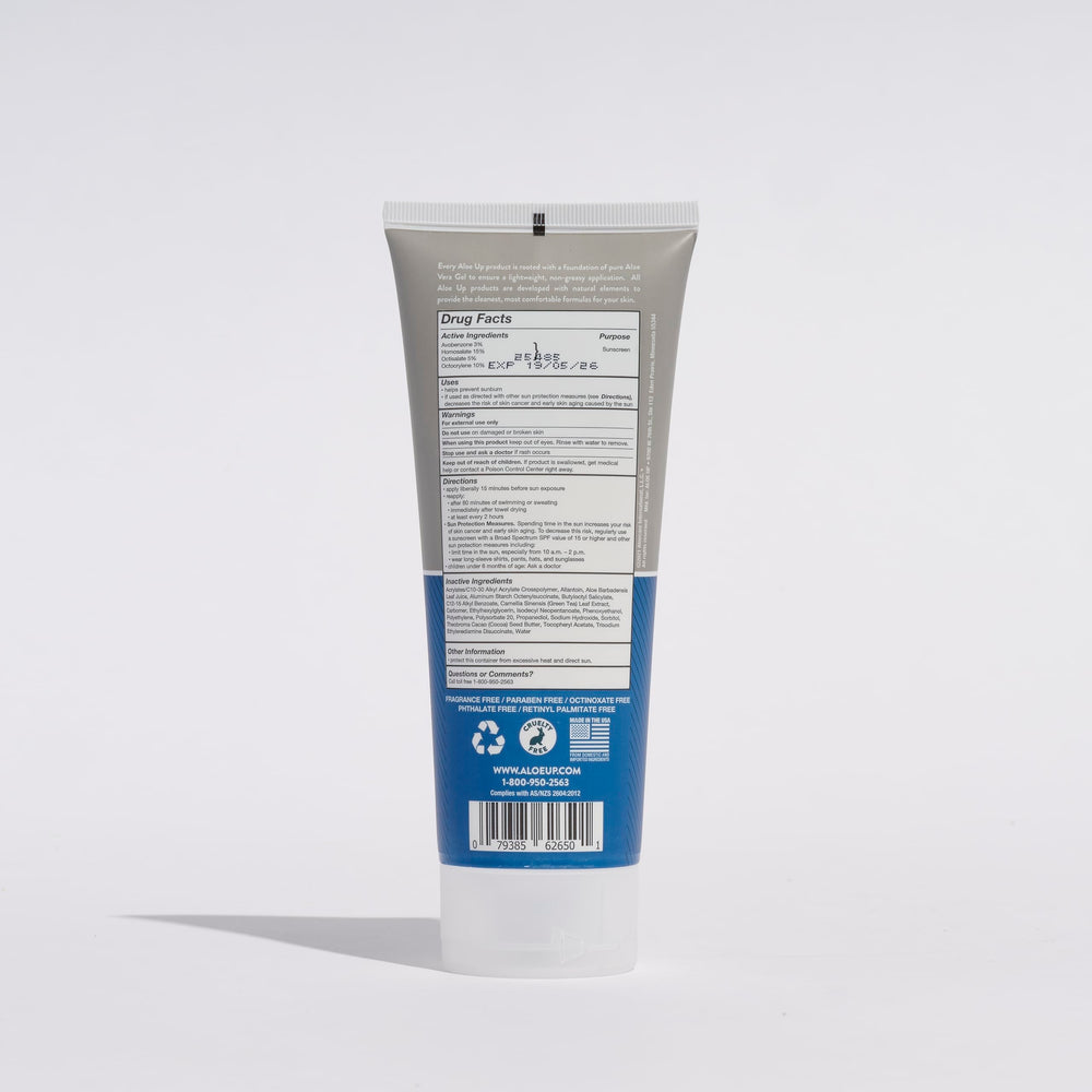 Aloe Up Sport Sunscreen Lotion texture close-up shows a non-greasy finish.