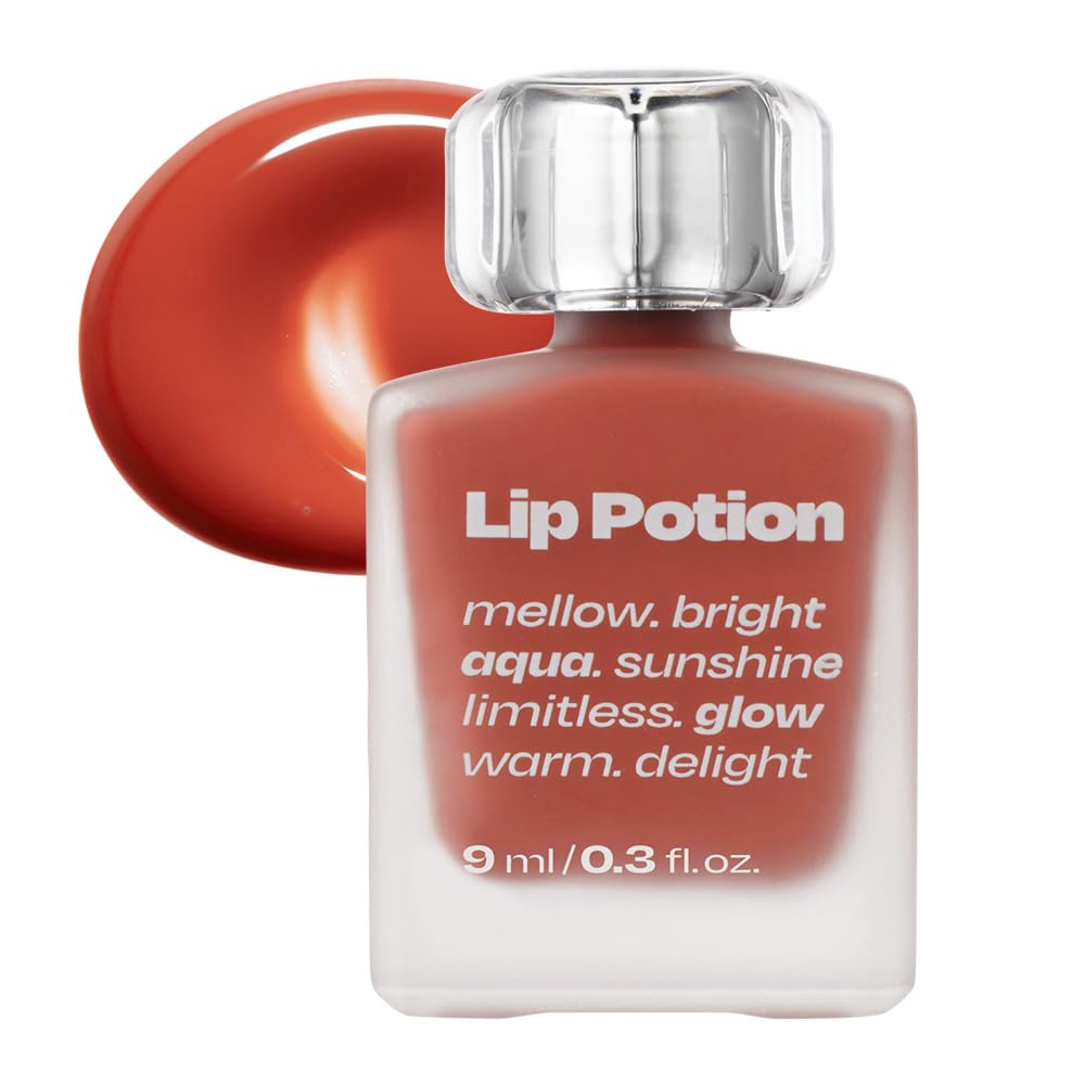Alternativestereo Lip Potion Aqua Glow No.1 Lemon Balm hydrates with a glassy shine for daily lips