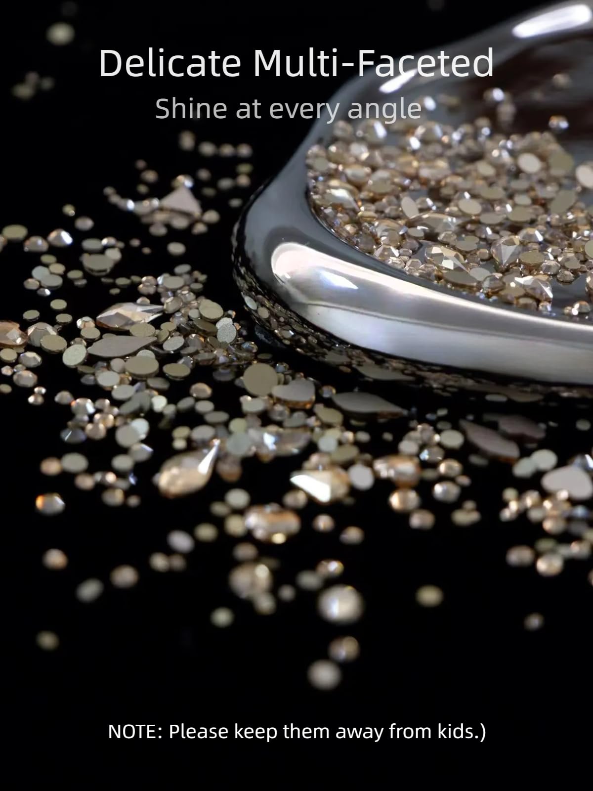 AMLAVIFISH 3D flatback crystals add brilliant dimension to nails.