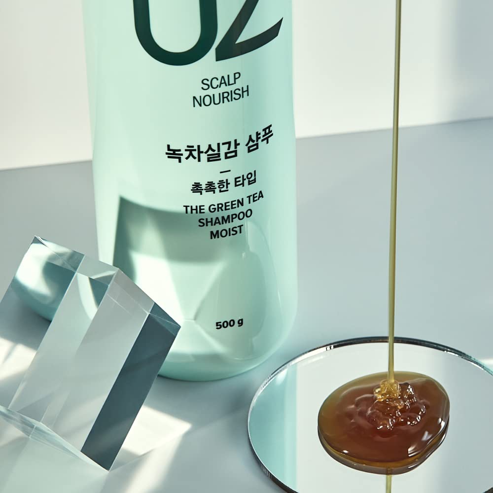 AMOS PROFESSIONAL Green Tea Shampoo silicone-free formula supports clean, healthy scalp.