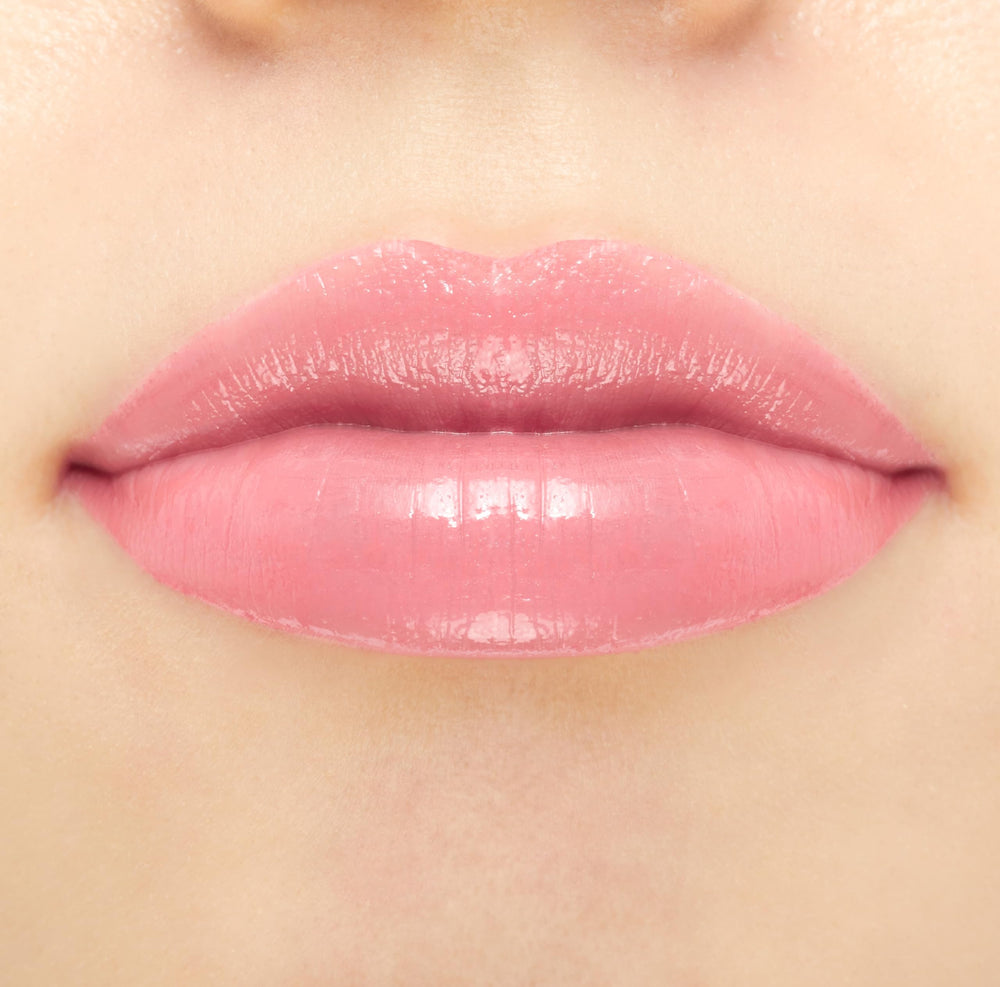 ANNA SUI Lipstick Rouge offers vibrant color for a bold, lasting look.