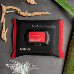 Anthony Glycolic Exfoliating Wipes glycolic acid from sugarcane promotes renewal and brightness.