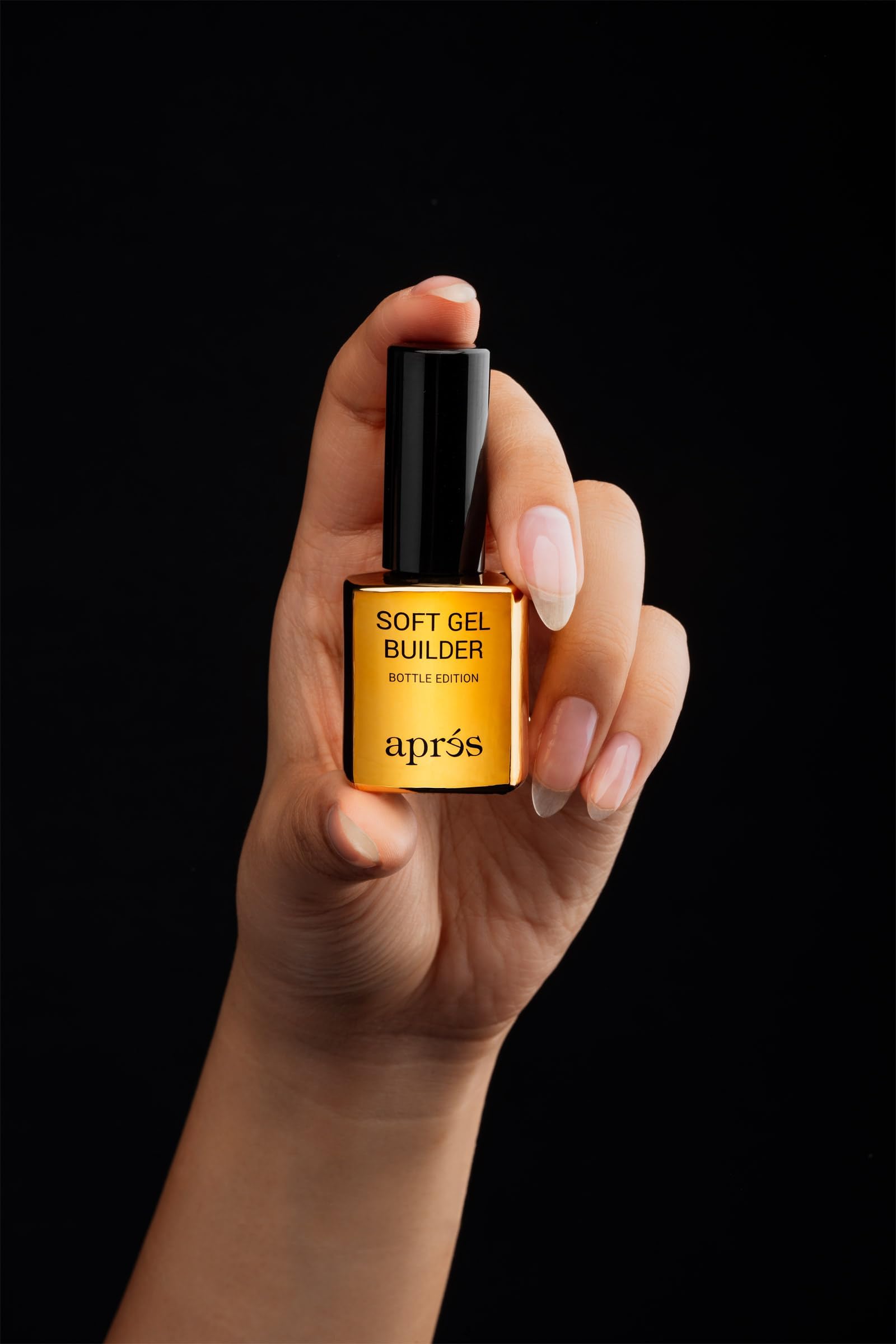 APRÉS Soft Gel Builder easy soak-off enables quick removal with acetone.