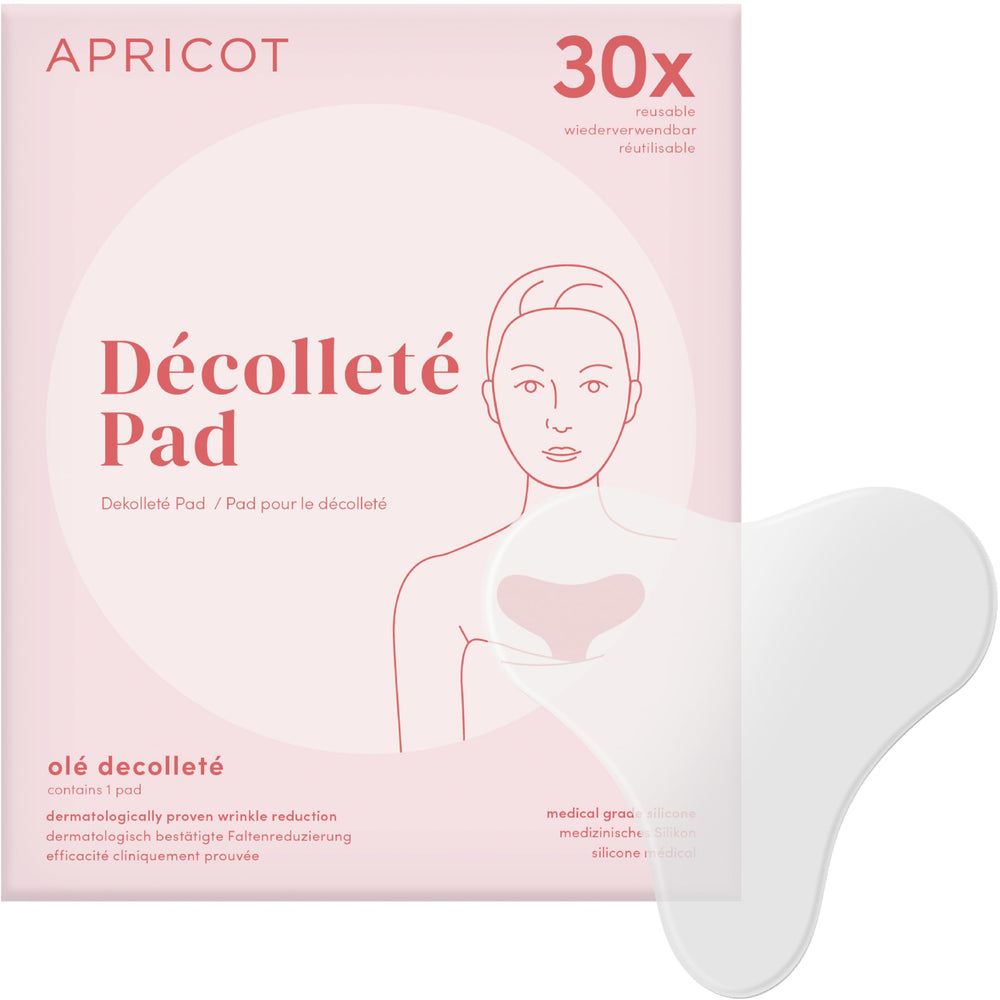 APRICOT Beauty Decollete Pad Wear smooths wrinkles for a refreshed décolleté.