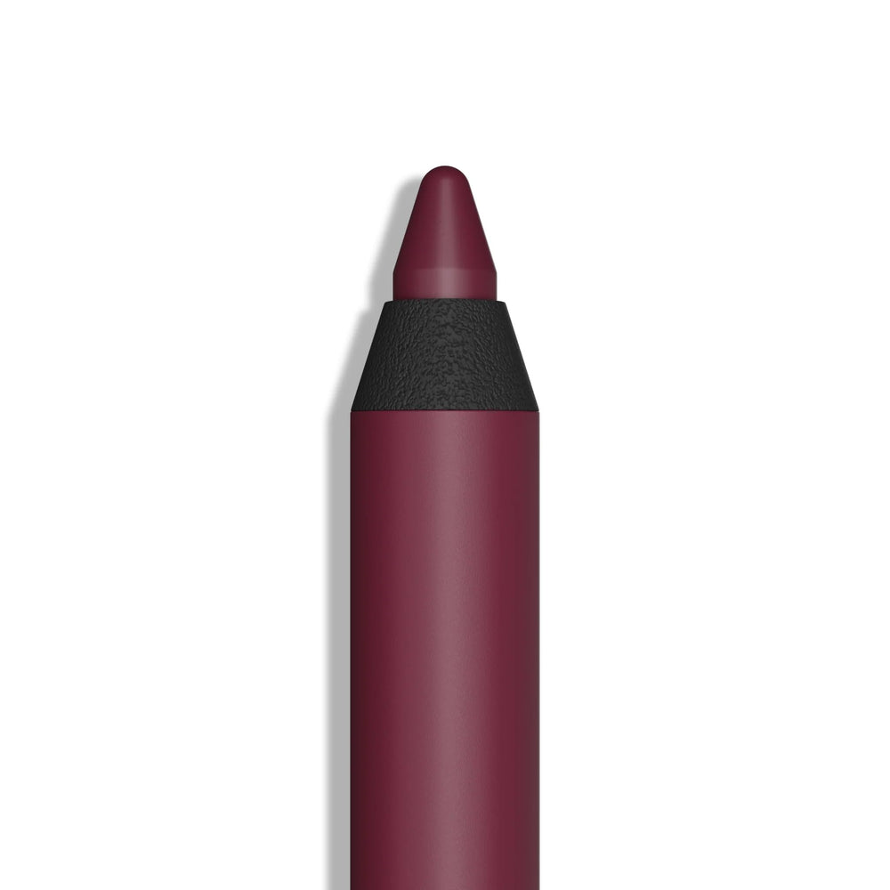 Araceli Gel Pencil Eyeliner ideal for daytime to nighttime transitions.