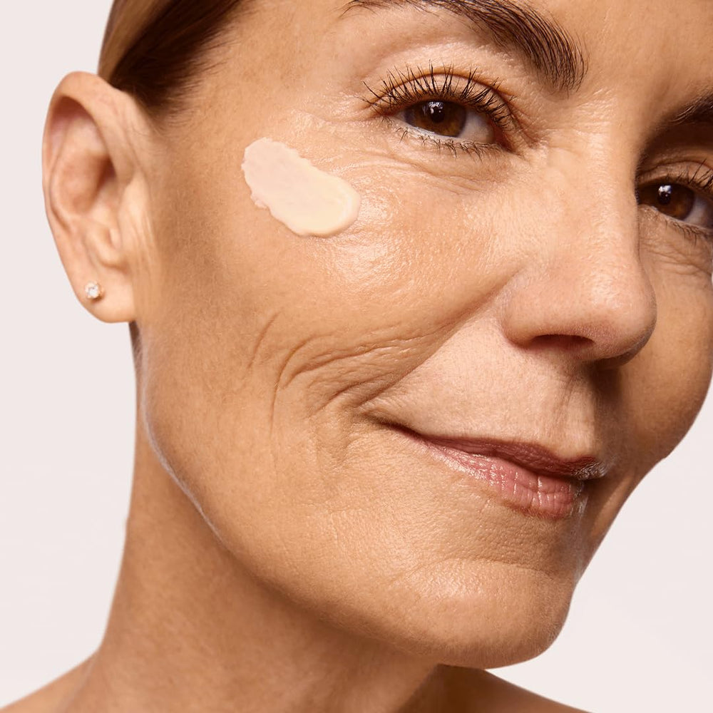 Close-up of Aramore NAD+ Cell Restoration Cream texture detail