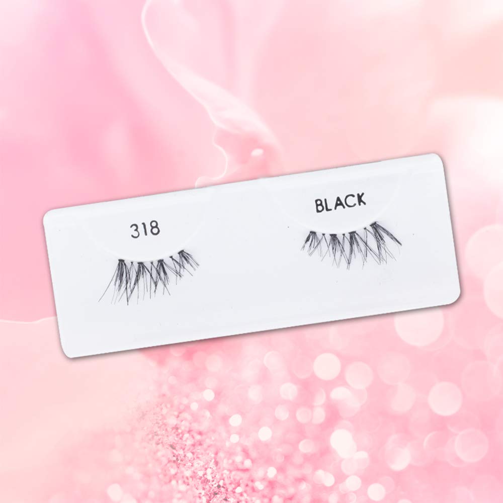 Ardell Accent 318 allows easy application and blends with natural lashes.