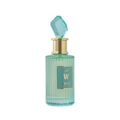 Close-up of warm vanilla and musk base notes on ARIAZ W bottle.