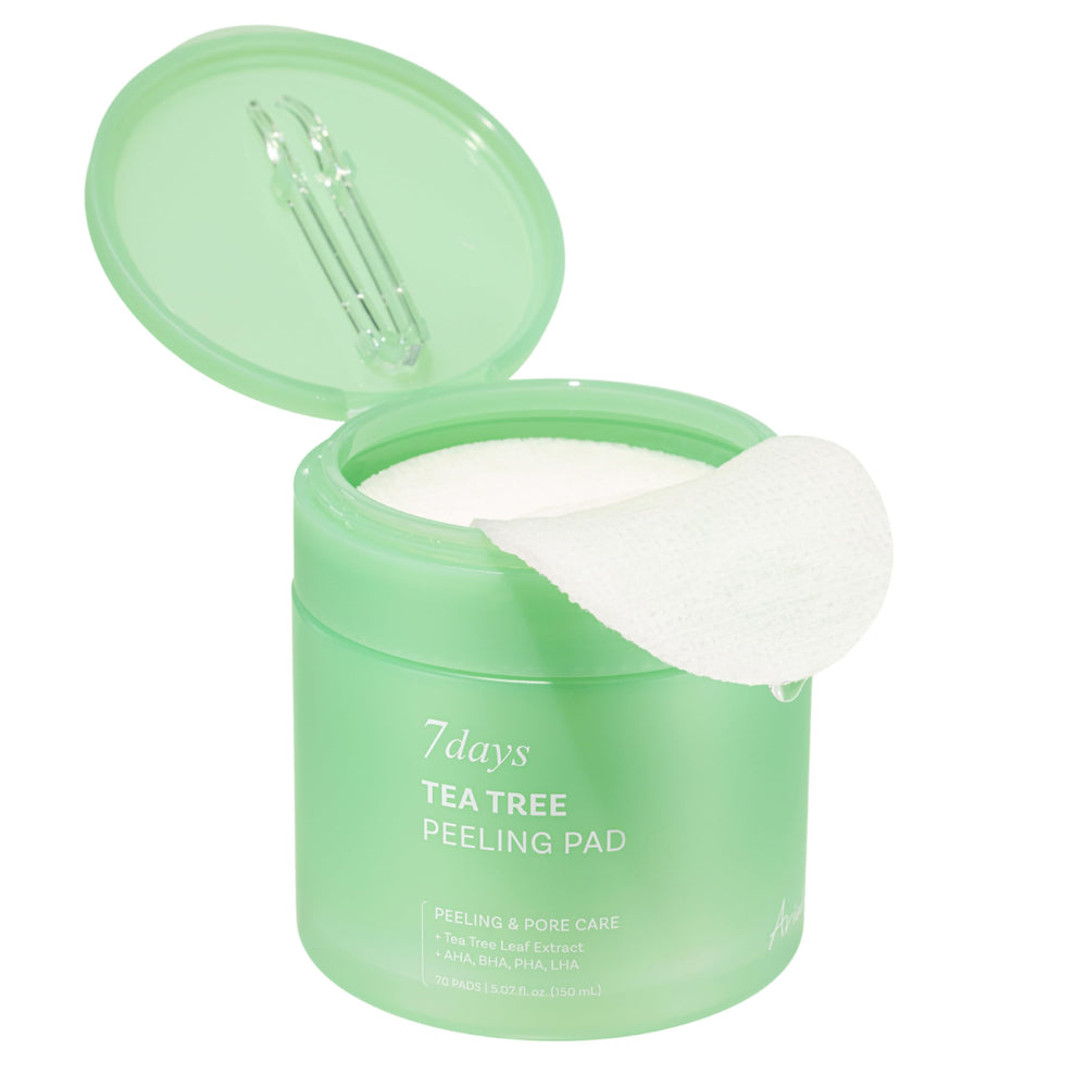 Ariul Tea Tree Peeling Pad shows pore refinement for a smoother complexion.