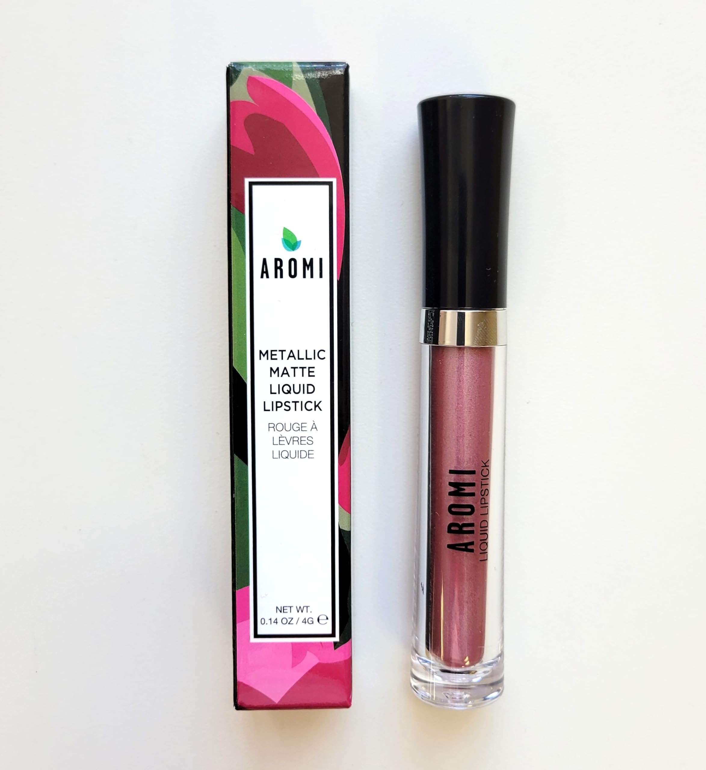 Aromi Waterproof and smudge-proof formula stays put through daily activities.
