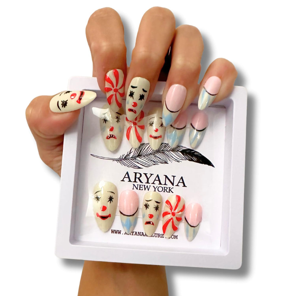 ARYANA NEW YORK 3D handmade press-on nails ready to wear for quick glam.