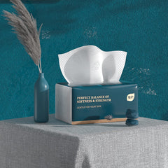 Aturmon compact packaging saves space on desks and in cars