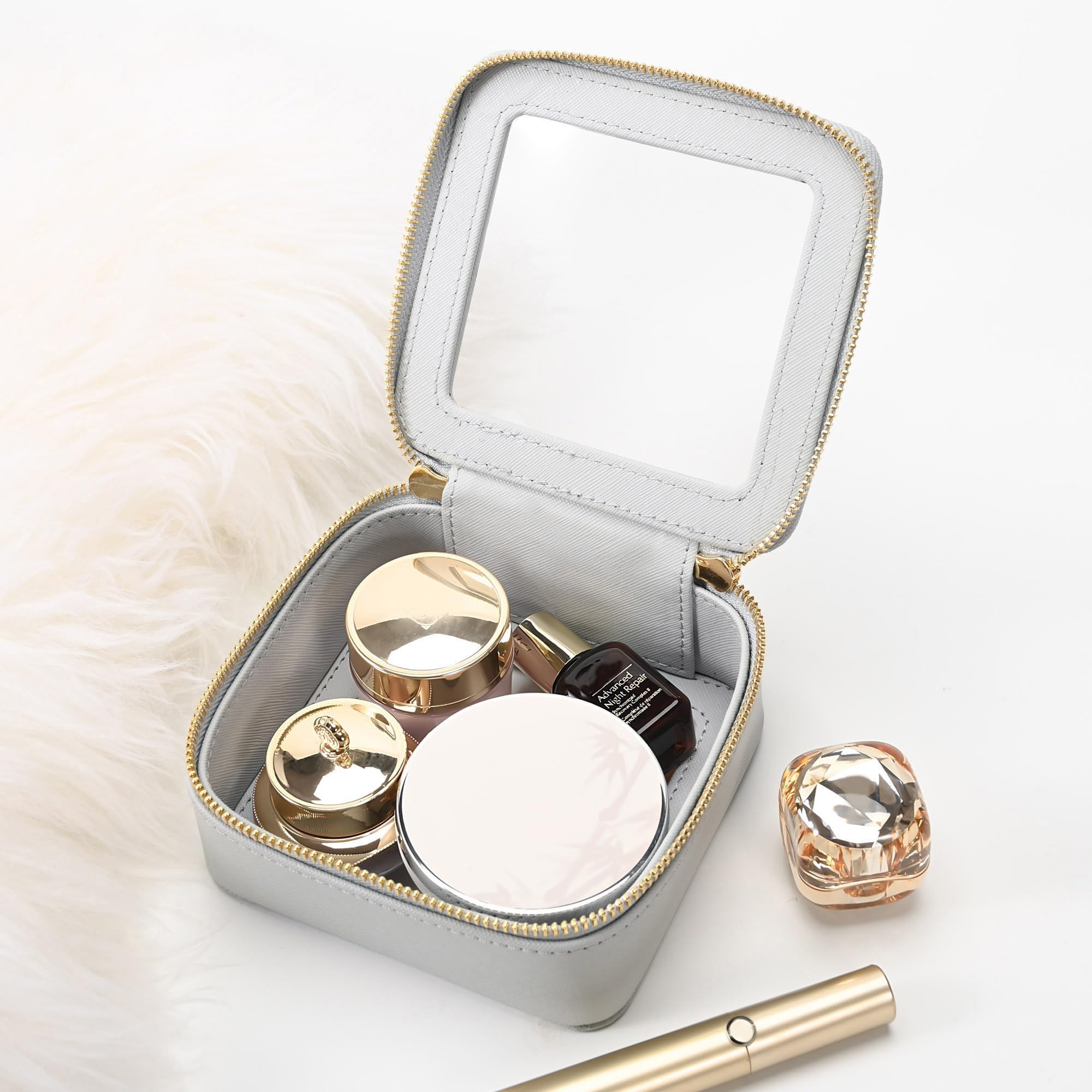 Aveniee TSA-Approved Cosmetic Pouch streamlines airport security with transparency