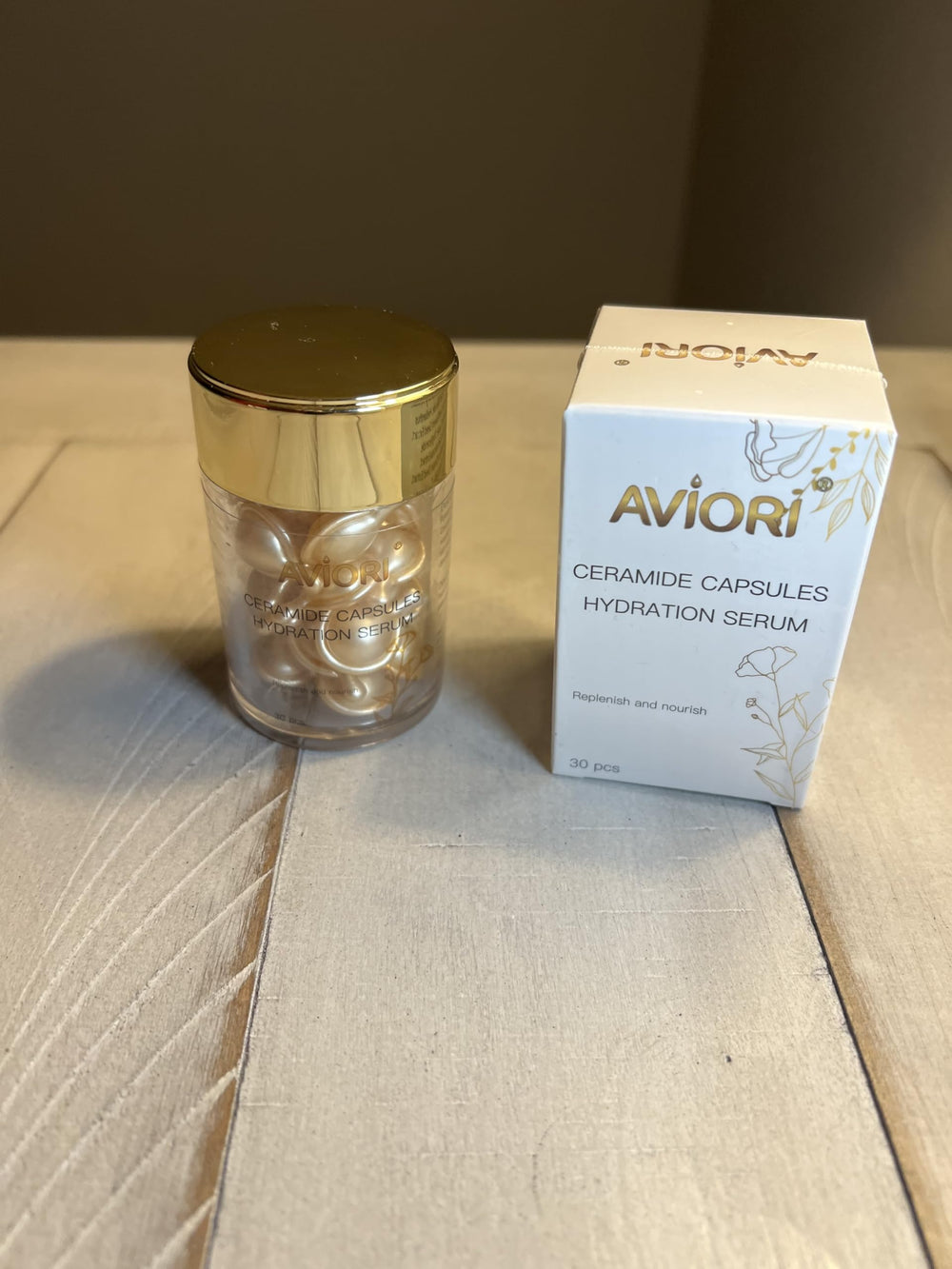 AVIORI Ceramide Capsules Serum texture swirl suggests silky smooth application