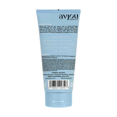 Avjou Researche Vitamin Mask creamy texture ready for even distribution.