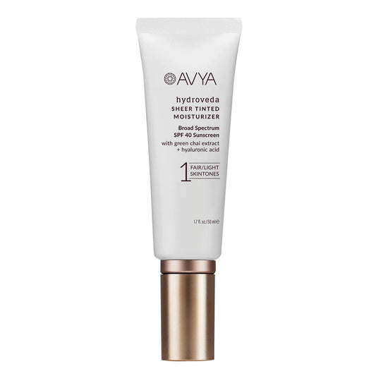 AVYA SPF 40 bottle pump promotes quick, even coverage for a natural look.
