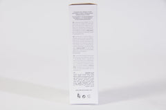 Applying Babe emollient cream on hands demonstrates quick absorption and hydration.