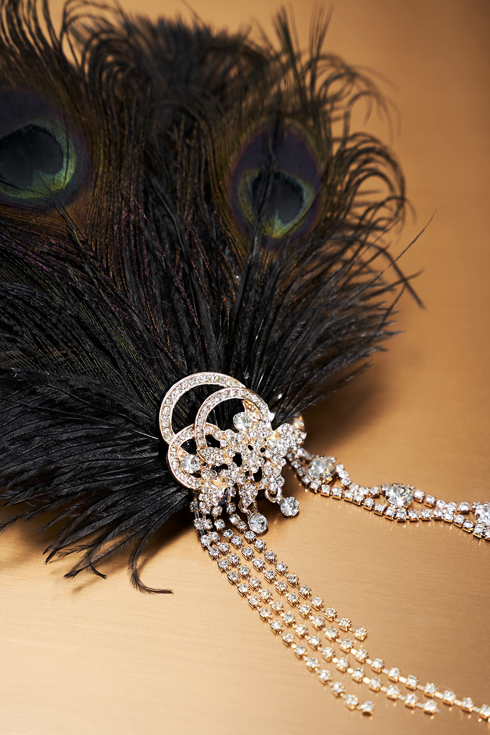 BABEYOND adjustable headband fits most wearers for comfortable glam.