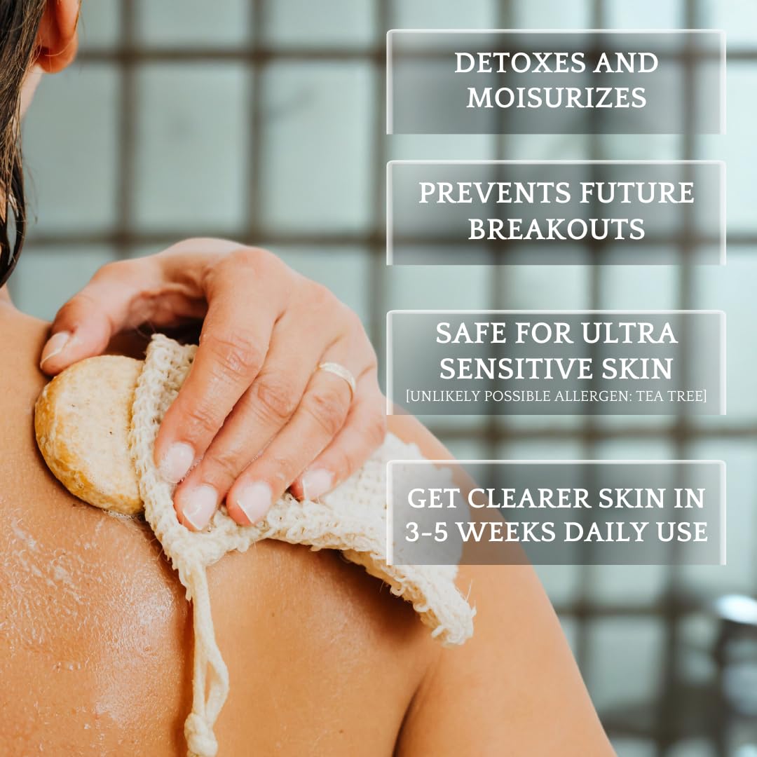 Bacne Bar Bacne Wash jojoba oil hydrates without clogging pores.