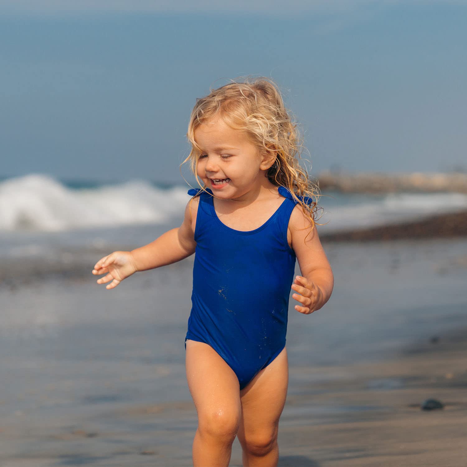 Badger Kids Mineral Sunscreen Cream SPF 40 Hawaii approved for family days.