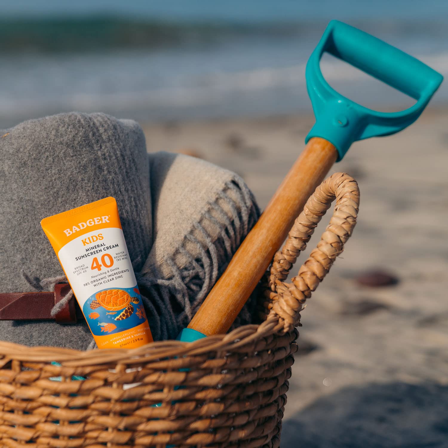 Badger Kids Mineral Sunscreen Cream SPF 40 offers 80-minute water resistance.