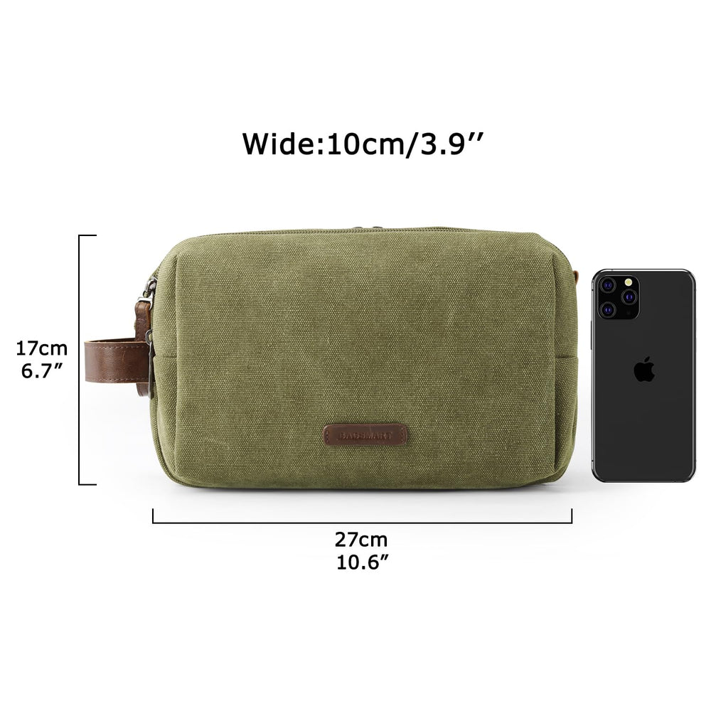 BAGSMART Toiletry Bag for Men, full-open front pocket for easy access.