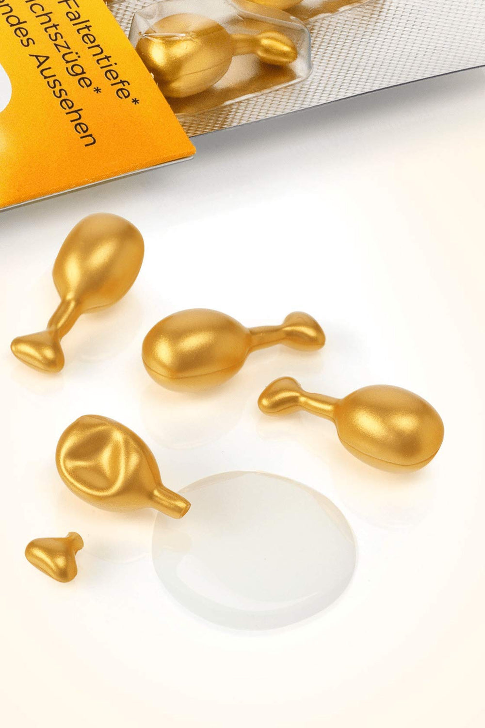 Close-up of Balea oil bottle highlighting fast absorption for silky skin.