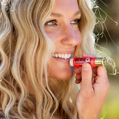 Balmshot natural ingredients highlight, clean lip balm formula.