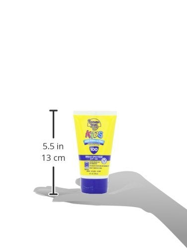 Banana Boat SPF100 Kids Max Protect & Play packaging close-up emphasizes compact 4 oz tubes