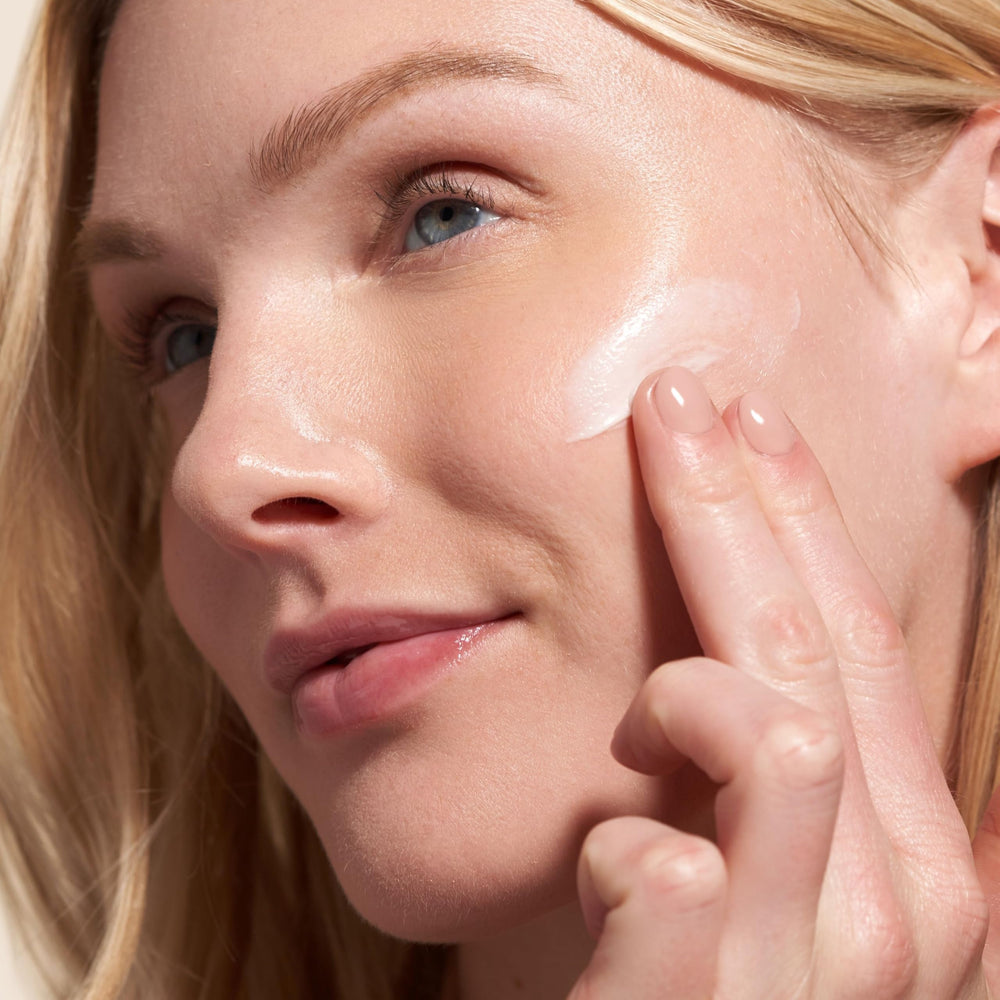 Barefaced Hydrating Lotion back label highlights oil-free formula.