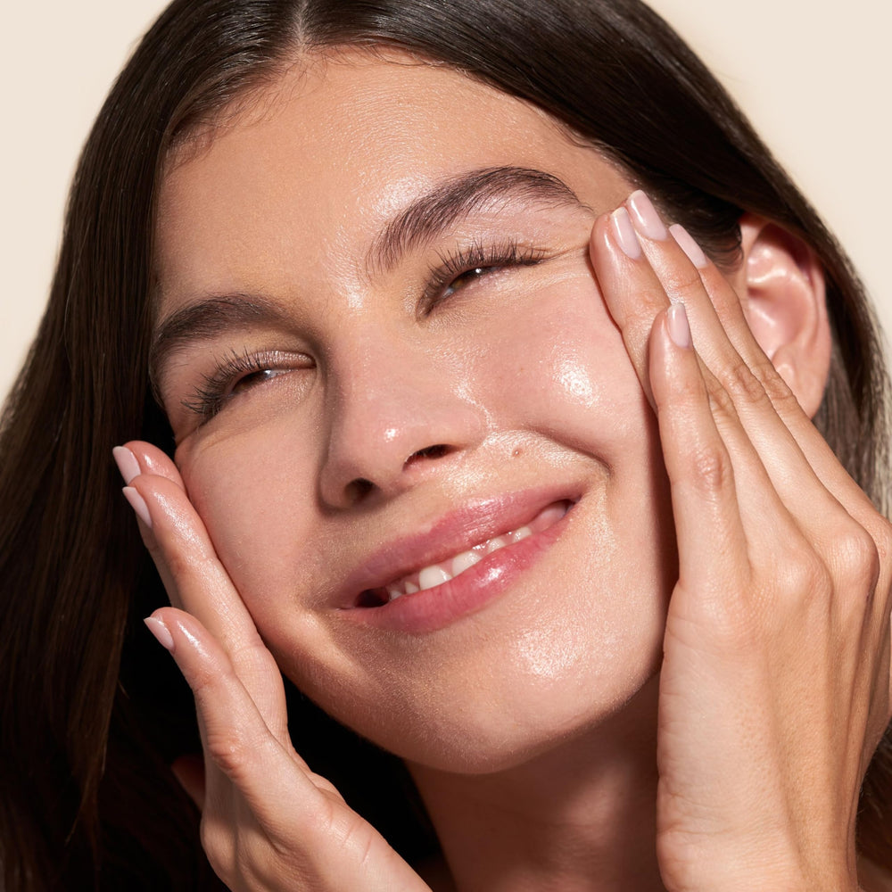 Barefaced Overachiever with green tea and resveratrol imagery suggesting antioxidant support.