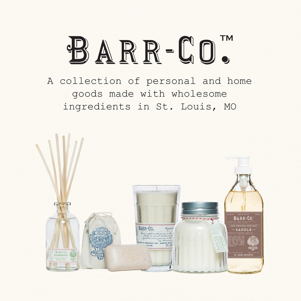 Barr-Co oatmeal and vanilla notes evoke creamy aroma.